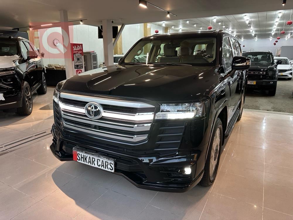 تۆیۆتا لاند کروزەر